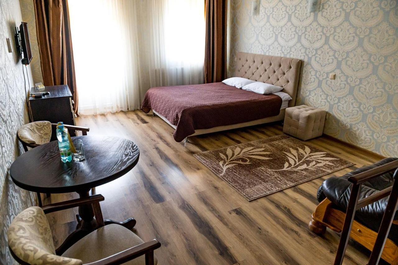 Guest House Shale Vinnitsa Eksteriør bilde