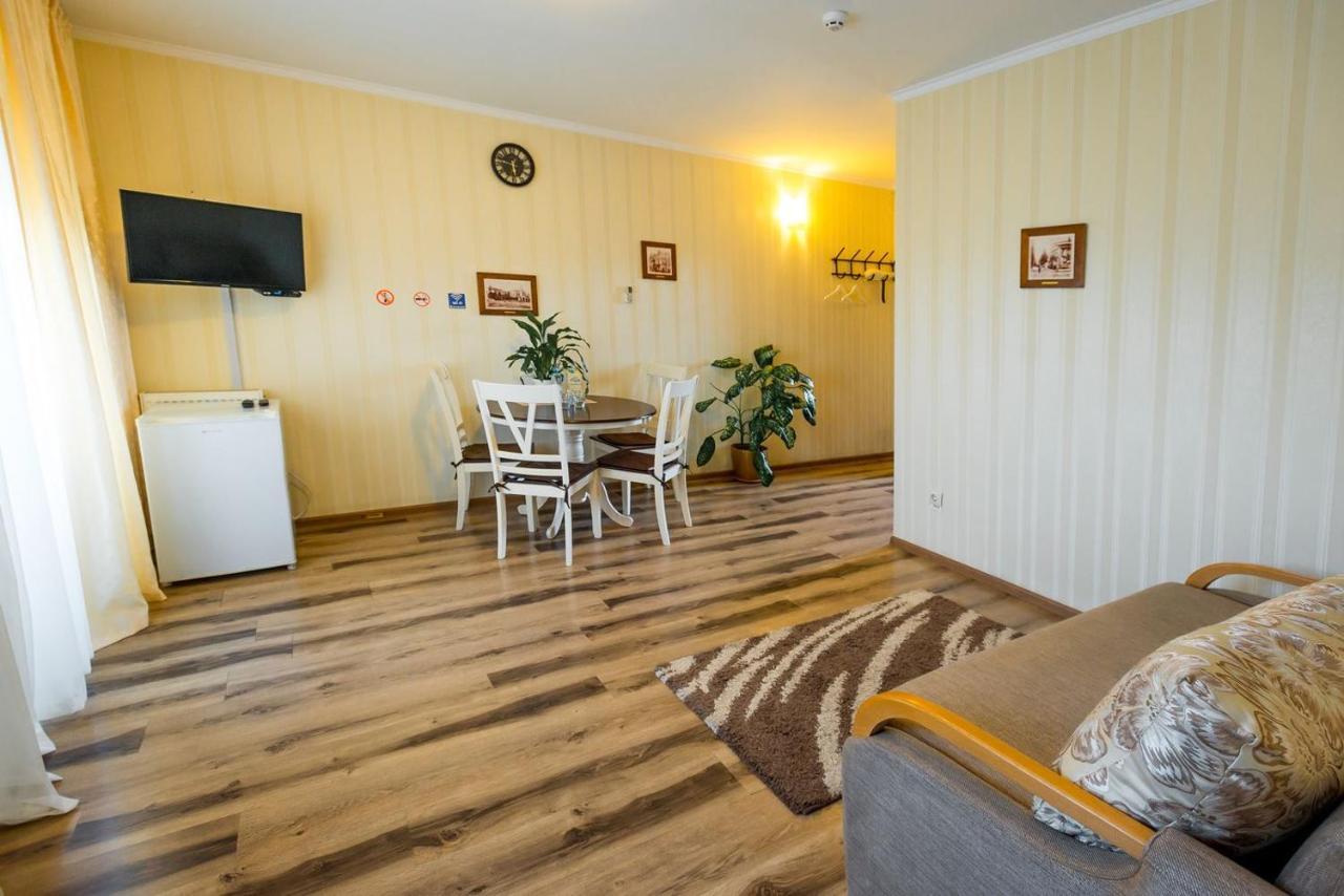 Guest House Shale Vinnitsa Eksteriør bilde